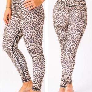 ZYIA Active Tan Brown Black Brilliant Scrunchy Hi-Rise 7/8 Leggings Size 8-10